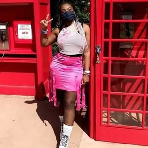 Meet your Posher, Kayla